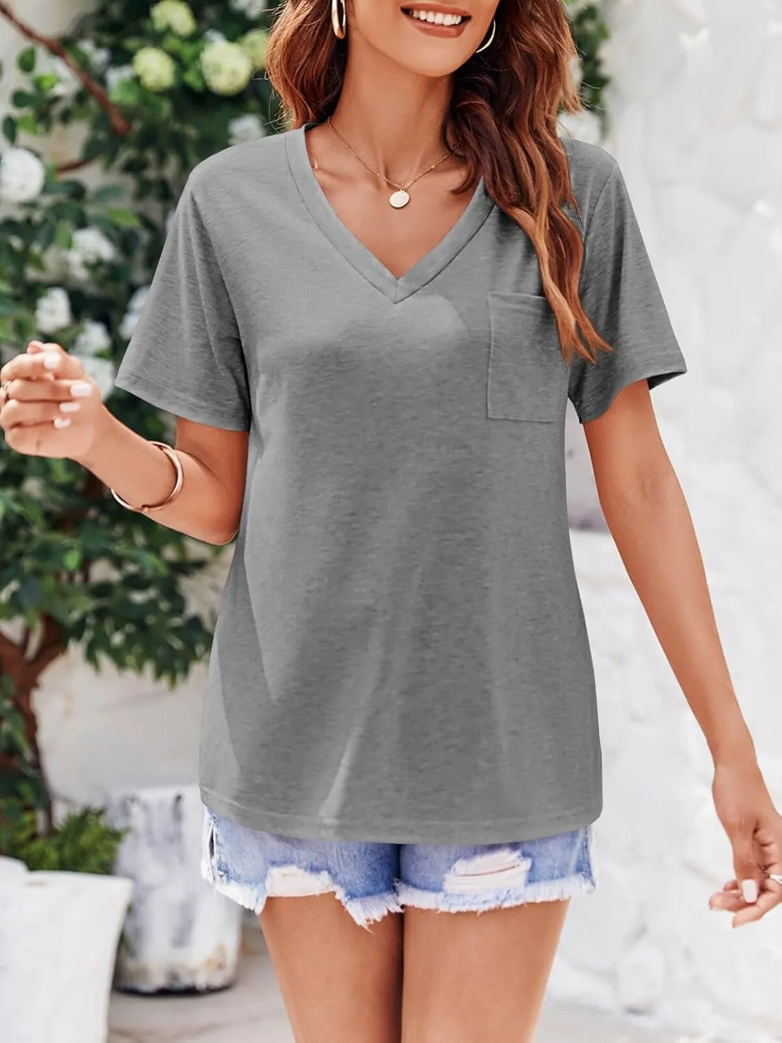 imesrun Womens V Neck Tshirts Short Sleeve Loose Casual Summer Tops with Pocket