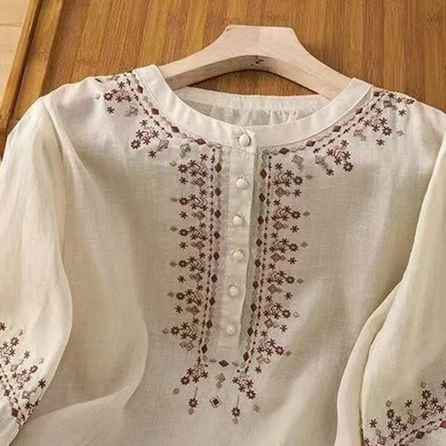 Linen Shirt for Women 3/4 Sleeve Linen Blouses Loose Fit Embroidery Cotton Tops